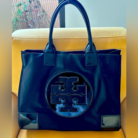 Tory Burch Handbags - Nylon Tory Butch tote